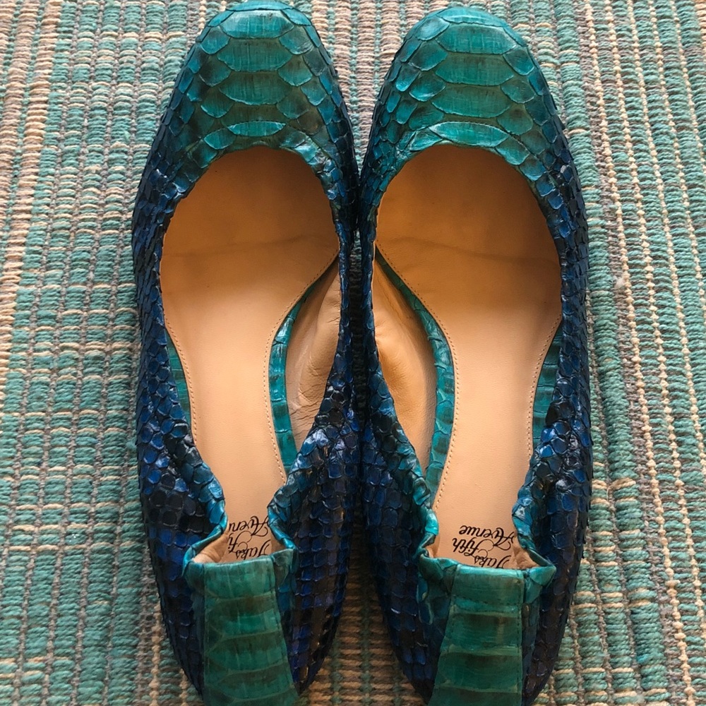 Genuine python Alexandre Birman flats